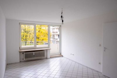 Sonnige 2,5-Zimmer-Wohnung mit Balkon in Haar