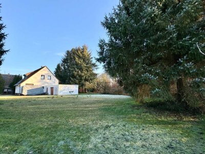 Braunschweig: 1-2-Familienhaus in perfekter Lage und 1.368 m² Grundstück
