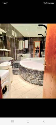 Erdgeschosswohnung mit 2 Zimmern und Stellplatz