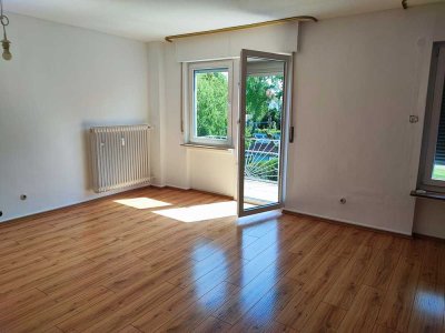 Charmantes gepflegtes 3-Familienhaus mit Garten und Garage - Top Zustand und sehr gute Wohnlage