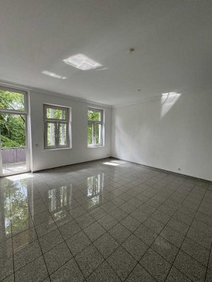 Wunderschöne Altbauwohnung im Herzen Lenneps
