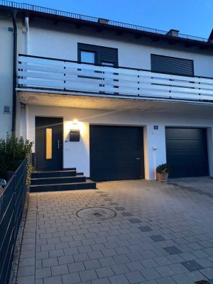 Modernisiertes 5-Zimmer Haus mit Garage in Waldkraiburg