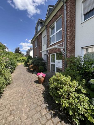 Traumhafte 3-4 Zi-Maisonette-ETW mit Süd-Terrasse, 2 Bäder, EBK, Markise, TG & 2 Kellerräume