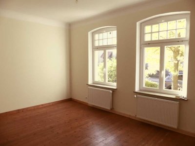 Schöne Altbauwohnung mit Terrasse