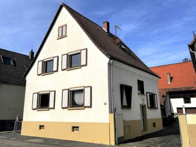 Provisionsfrei: Großzügiges und vielseitiges Anwesen mit Wohnhaus, Scheune, Hof, Garten, Garage