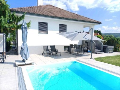 BUNGALOW- STILVOLL WOHNEN mit liebvoll angelgten Garten &amp; Swimmingpool / PROVISIONSFREI