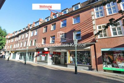 Anfragen bitte vorab per Mail - Innenstadtlage! Geräumige, renovierte 2 ZKB Wohnung im 2. OG!