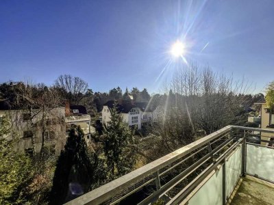 Erstbezug nach Sanierung: Charmante 3-Zimmer-Wohnung mit Balkon in bester Lage