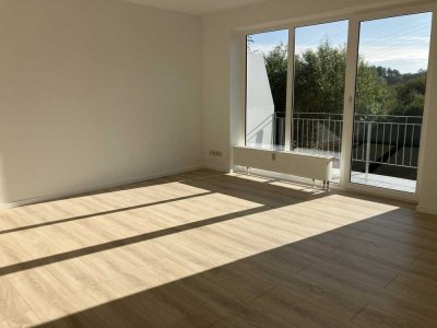 Negast | Exclusive Seniorenwohnung mit Balkon in Traumlage !