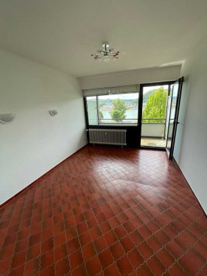 Wohnen auf Zeit, Appartement mit Balkon an der Rheinpromenade