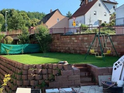 +++ SCHNELL HANDELN, BEVOR ES ANDERE TUN! RENOVIERTES, GEPFLEGTES EFH MIT GARTEN UND POOL +++