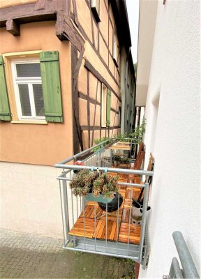 Außergewöhnliche 2- Zi.-Whg. in ruhiger Zentrumslage nahe FH