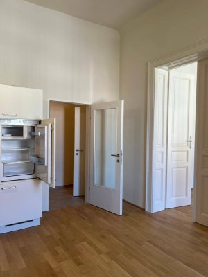 Helle 2-Zimmer Altbauwohnung im Herzen von Graz