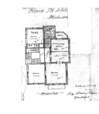 Altbau- 4-Zimmer Wohnung mit Balkon im 1. OG in Wiesbaden-Südost