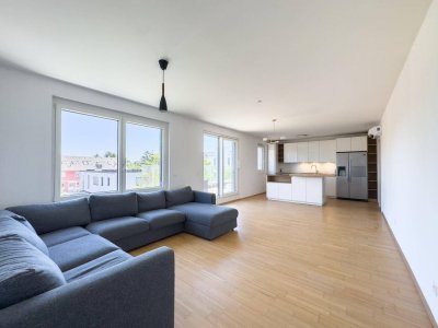 SONNIGE WOHNUNG BEIM DONAUZENTRUM - zwei Terrassen, Klimaanlage, Garagenplatz