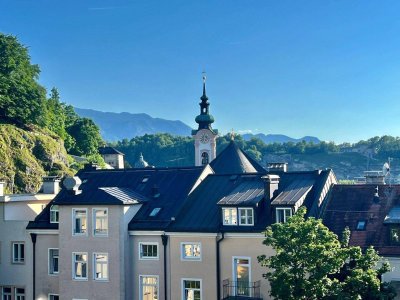 Gefühlvoll sanierte Dachterrassen-Maisonette im Andräviertel - mit grandiosem Stadt- und Bergblick
