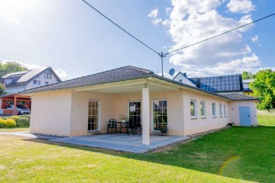 Lichtdurchfluteter Bungalow in sehr ruhiger Lage- Nähe Montabaur