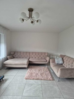 349000 € - 113 m² - 5.0 Zi.