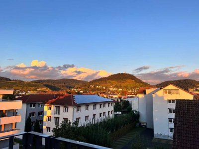 2,5 ZKB-Penthouse-Wohnung in neuwertigem  Mehrfamilienhaus (EH 55)