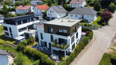 Exklusives Traumhaus mit ELW, 4 Bädern, Wellness-Bereich und hochwertiger Ausstattung in Hanglage