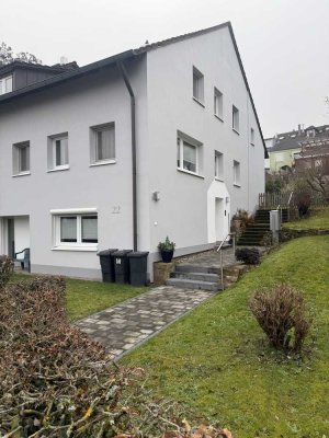 Top Lage, gemütliche drei Zimmer Wohnung + Balkon in Wertheim Stadt