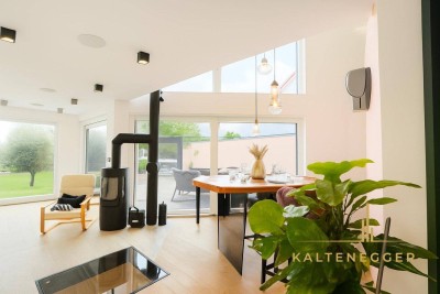 Luxuriöses Einfamilienhaus mit Pool in Kottingbrunn - hochwertig und modern