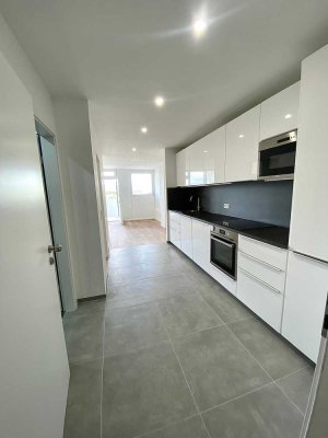 Kernsanierte Wohnung mit Luxusausstattung – Einziehen und Wohlfühlen