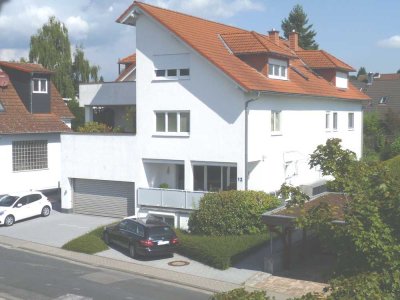 Neuwertige Maisonette-Wohnung, 177qm Wohn-Nutzfläche in ruhiger Lage