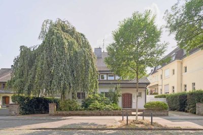 Wohnhaus in exzellenter Stadtwaldlage in Lindenthal