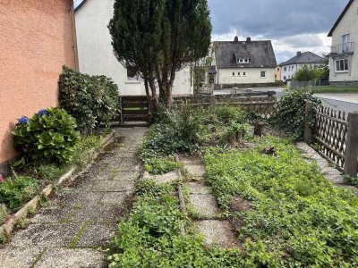 Familienidylle mit eigener Schreinerei und Garage - Ihr Traumhaus für die ganze Familie!