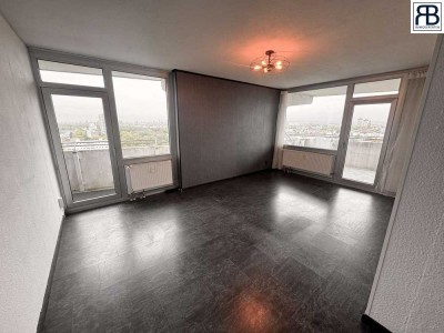 Wohnen über den Dächern von Köln: sofort bezugsfreie 3-Zimmer-Wohnung mit Domblick und Aufzug