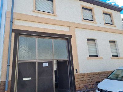 Komplett saniertes 5,5-Zimmer-Reihenhaus in Stutensee