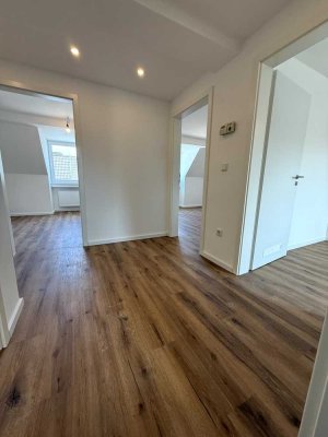 Erstbezug nach Sanierung! Attraktive 3-Zimmer-ETW zum Verkauf in Köln-Mülheim