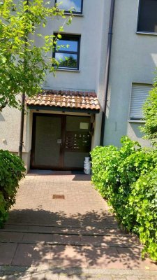 Stilvolle, gepflegte 3-Raum-EG-Wohnung mit Balkon in Brühl
