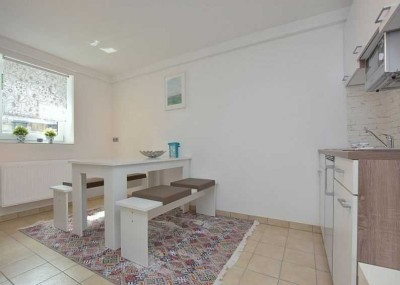PENDLER aufgepasst: Komplett ausgestatte stilvolle 2-Zimmer-Anlieger Wohnung