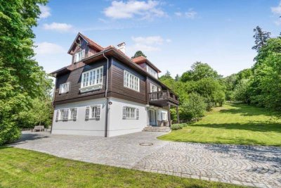 Exklusive Wienerwald Luxusvilla- Sommerfrische vom Feinsten-klassische Baukunst aus 1925 mit allen technischen Raffinessen ausgestattet-