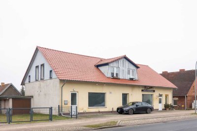 Listenpreis 168.000,00 € - großes Wohn- und Geschäftshaus in Jatznick