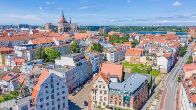 Freie 3-Zimmer-Altbauwohnung in der östlichen Altstadt