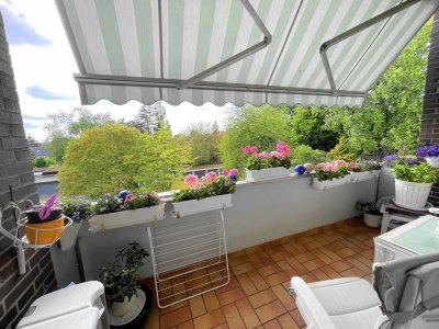 Einmalige Chance ! 2 Wohnungen mit Balkon inkl. 1 Garage auf einen Schlag in Wettbergen!