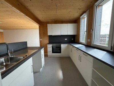 Modern sanierte 4-Zimmer-Wohnung mit Balkon im Neubaugebiet Neugraben – Großzügig, stilvoll & bezugs