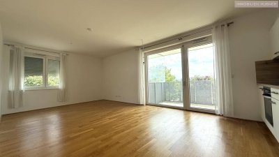 Großzügige Neubauwohnung mit SÜD - Loggia nahe Akademiepark