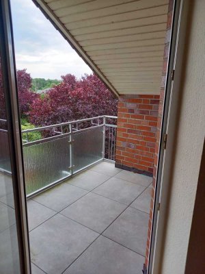 Sonnige 3-Zi. Wohnung im Dachgeschoss