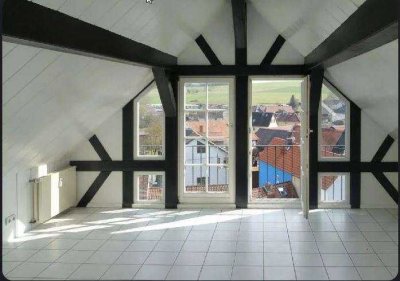 Helle 2-Zimmer Wohnung in ruhiger Lage