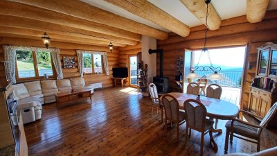 Hochrindl-Kärnten Bestlage mit Traumblick exclusives Rundstammhaus incl. Ferienwohnung