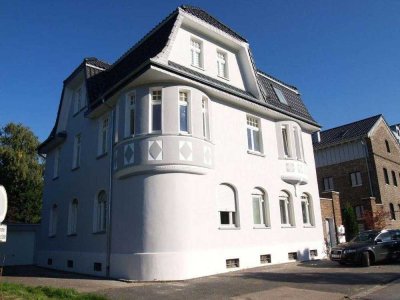 Wohnen im Altbaumaisonette-ideal für Bahnpendler(direkte Bahnhofsnähe) inkl. Garten + Stellplatz
