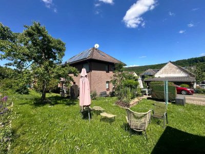 Attraktives Zweifamilienhaus vollvermietet - 185m² Wohnfläche auf  689m² Grundstück