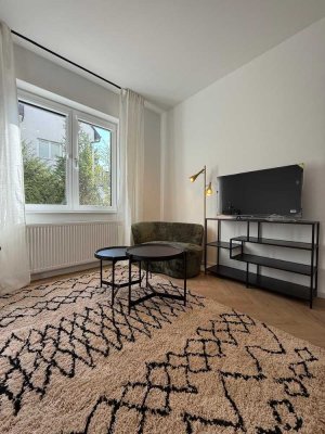 *ERSTBEZUG 1 Zimmer Traum -  mit hochwertiger Möblierung & Design-Küche