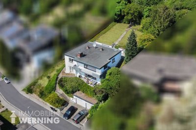 Beste Lage Erpel - Dreifamilienhaus mit freier Hauptwohnung - toller Fernblick