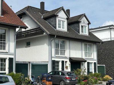 Heute kaufen und später einziehen! Vermietete Doppelhaushälfte in Düsseldorf Angermund