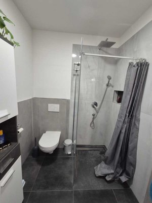 Neuwertige 2-Zimmer-Wohnung mit Balkon und EBK in Rottweil